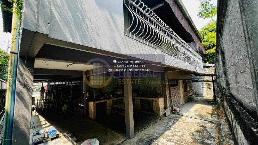 LTH9227 Commercial House FOR RENT in ฺBangna size 120 Sq.w. near BTS