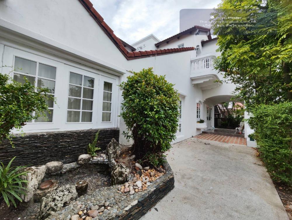 4 bedrooms House for rent Ladawan Srinakarin, Sri Dan 14 (RT-01) Loading...