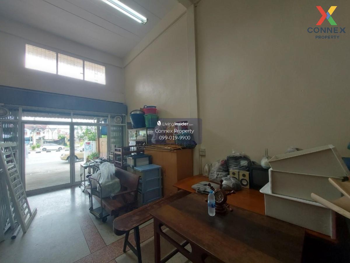 For Sale Commercial building at Thana intersection , Bang Krabao , Nakhon Chai Si , Nakhon Pathom , CX-85385 Loading...
