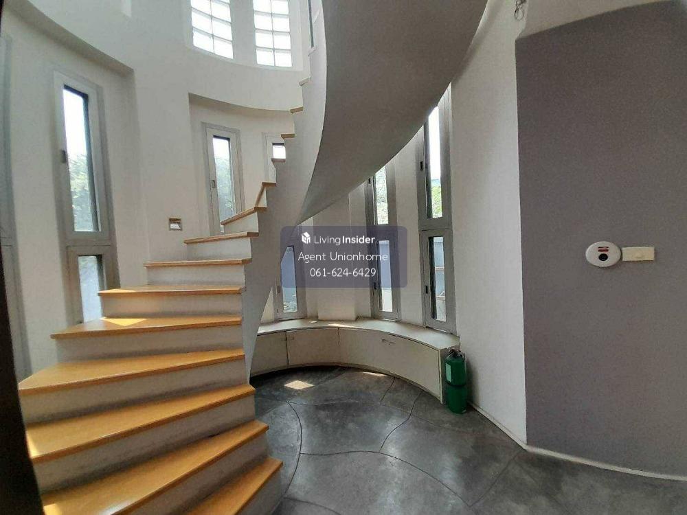 ขาย/เช่าบ้านเดี่ยวชวนชื่น 3 หลังเต็มพื้นที่ 319 ตรว. ซ.พัฒนาการ 57 (N.934) Loading...