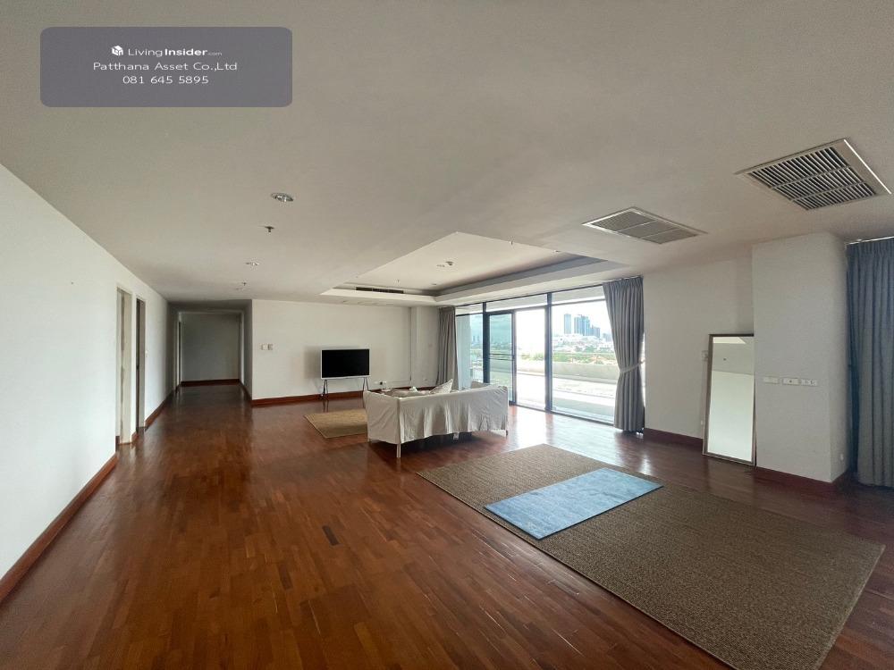 FOR SALE Lakeshore West & North Condominium (Lakeshore West & North Condominium) Nichada Thani (West Building), Pak Kret, Nonthaburi Province, size 420 square meters. Loading...
