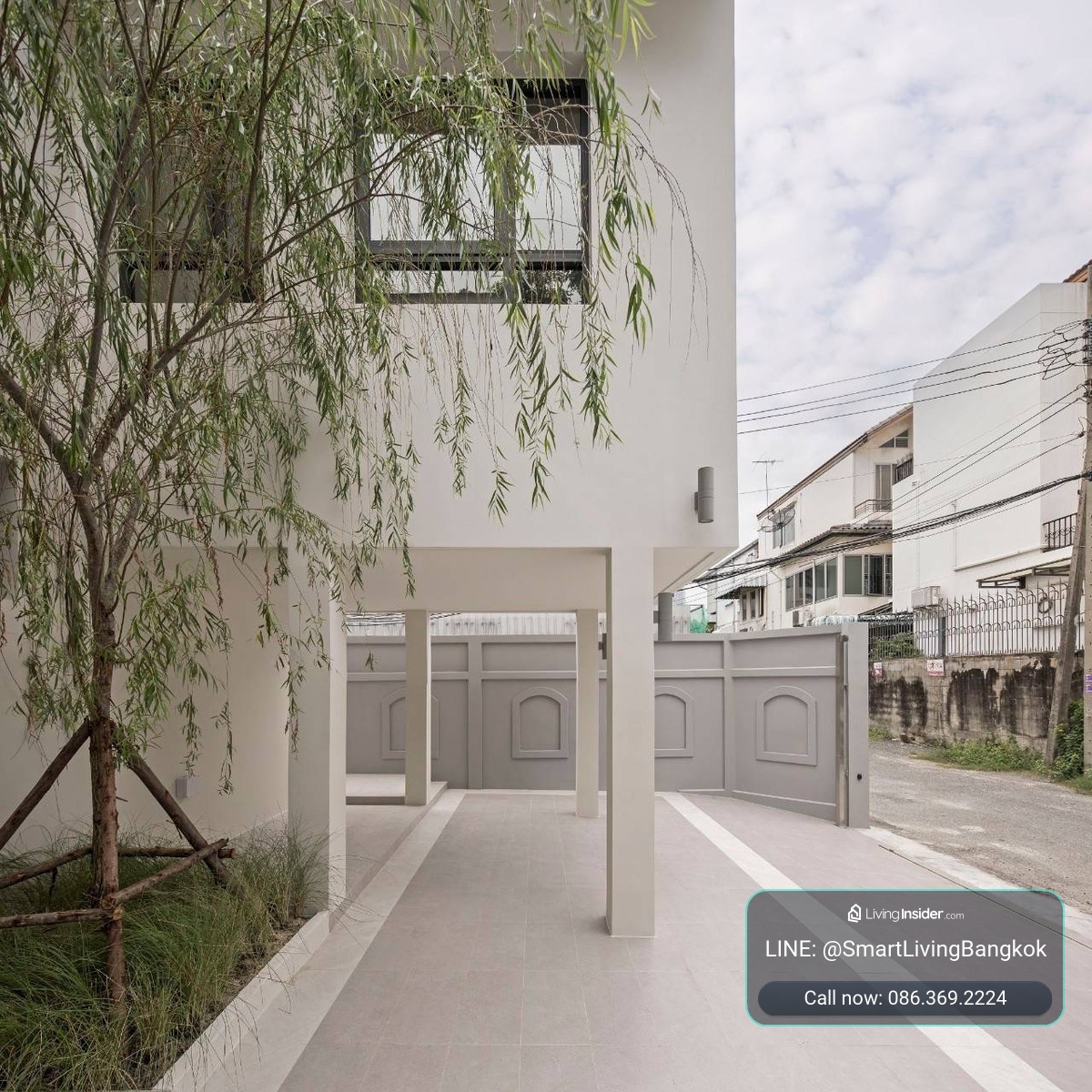 House for sale with tenant until May 2027 
 Sukhumvit area near Ekkamai, close to BTS Phra Khanong, 350 sq.m usable area, pet-friendly, suitable for residence or home office – รูปที่ 3