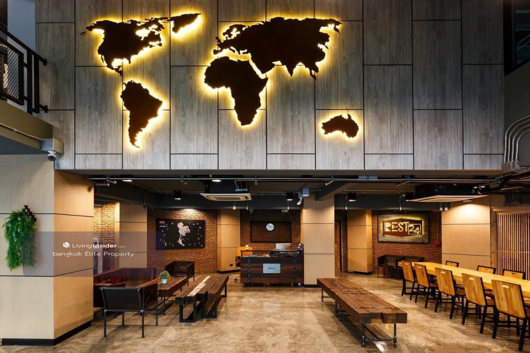 For sale: Hotel, semi-service apartment, near MRT Wat Mangkon, Yaowarat, with valid license Loading...