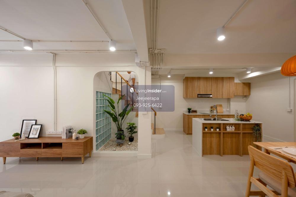 Baan Puengmee 5 (Zen Puengmee 5) renovated townhouse, Modern Tropical style, 2 bedrooms, 2 bathrooms, near BTS Bang Chak 900 m. Tell&Line : 0939256422 Loading...