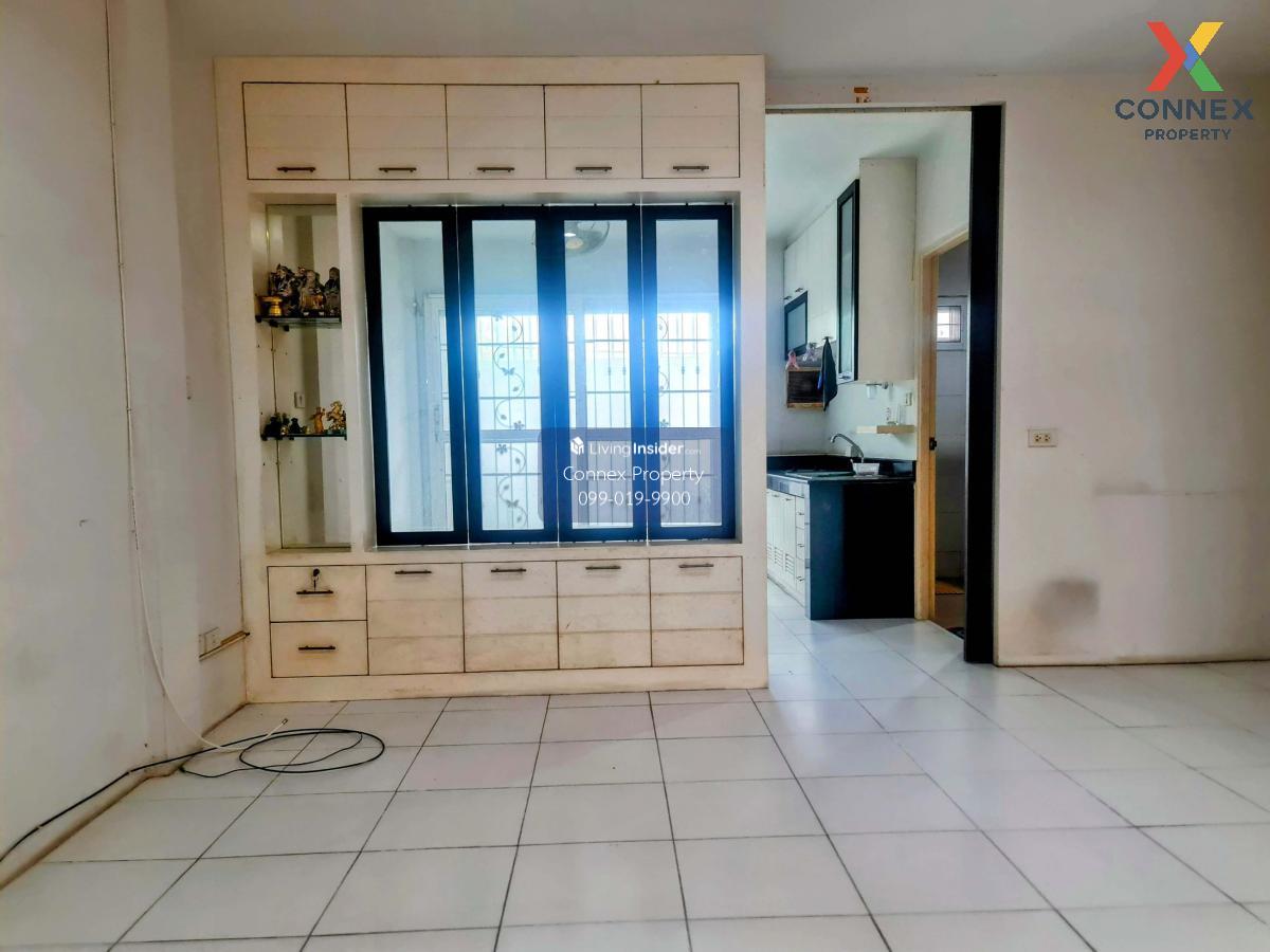 ขายทาวน์เฮาส์ ,ซอยศรีด่าน 22 ถ.ศรีนครินทร์ บางแก้ว บางพลี สมุทรปราการ CX-106505  (S) Loading...