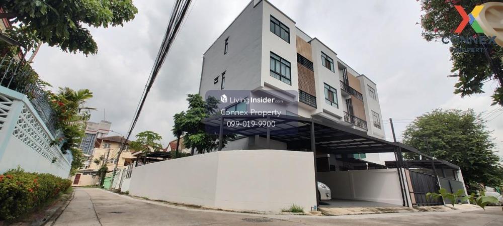 ขายทาวน์โฮม 3.5 ชั้น 250 ตรม. ซอย ลาดพร้าว 25 แยก 2  แขวงจันทรเกษม เขต จตุจักร กรุงเทพ CX-113879 Loading...