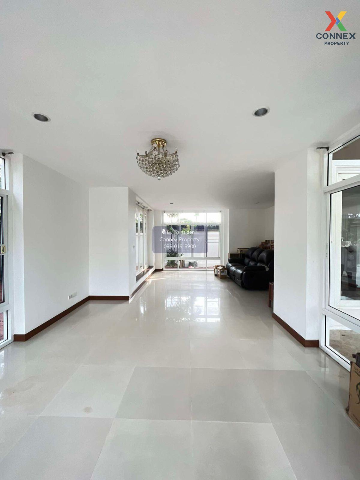 For Sale Townhouse/Townhome  , Floraville Srinakarin-Thaparak , Bang Mueang , Mueang Samut Prakan , Samut Prakarn , CX-118808 Loading...