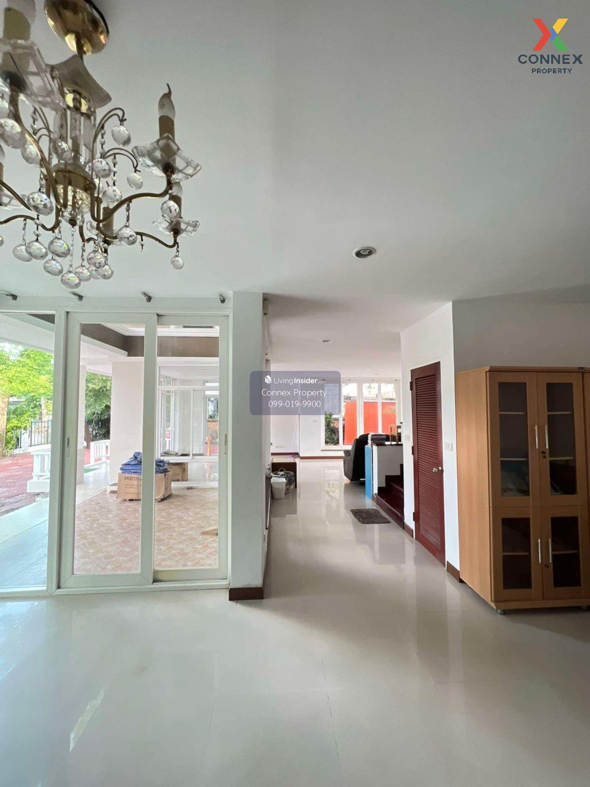 For Sale Townhouse/Townhome  , Floraville Srinakarin-Thaparak , Bang Mueang , Mueang Samut Prakan , Samut Prakarn , CX-118808 Loading...