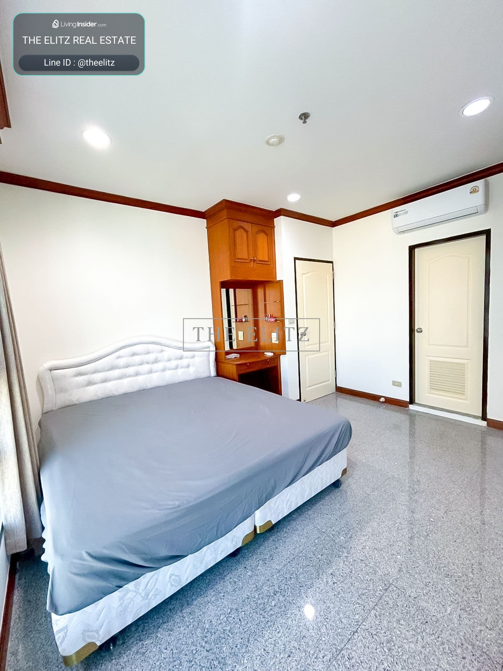 ✨ Hot Special Deal in Sathorn CBD | Spacious Living Area - Directly Adjacent to Skytrain Station for Effortless Commuting  ✨ – รูปที่ 4