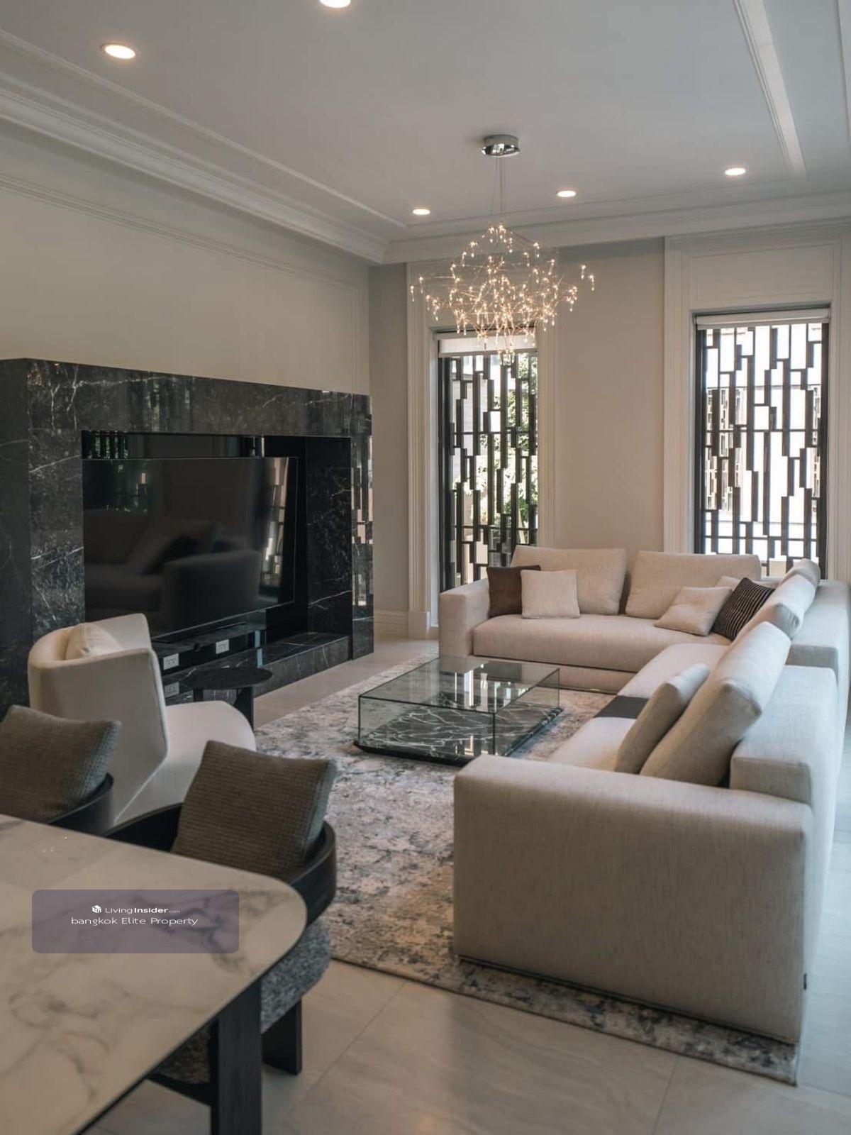 Sell/Rent บ้านเดี่ยว Luxury Vana Residence กรุงเทพกรีฑา 4 นอน แปลงมุม มีลิฟส่วนตัว Loading...