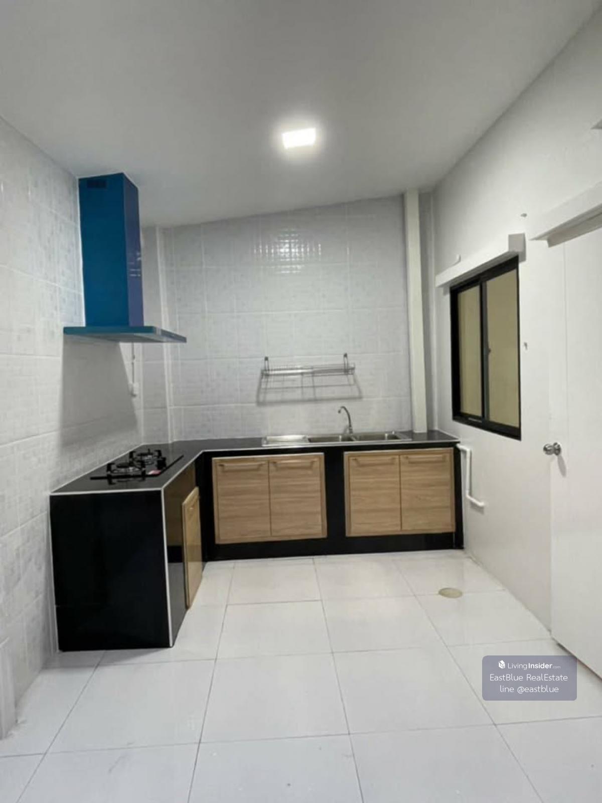 For Sale/Rent Townhome Purksa Ville 103 Thepharak - Near Expressway for sale/Rent a Townhome, Pruksa Ville 103, Thepharak near the expressway. Loading...