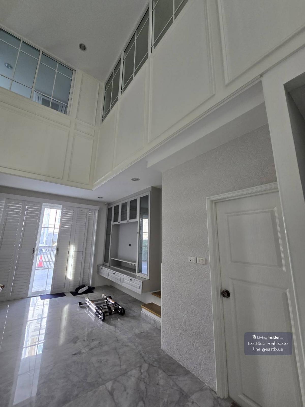 บ้านเดี่ยว The Master@BTS อุดมสุข 3 ห้องนอน 220 ตร.ม. ใกล้ BTS ลงทุนหรืออยู่อาศัย ราคาพิเศษ 17 ล้าน ลงตัวทุกฟังก์ชัน Loading...