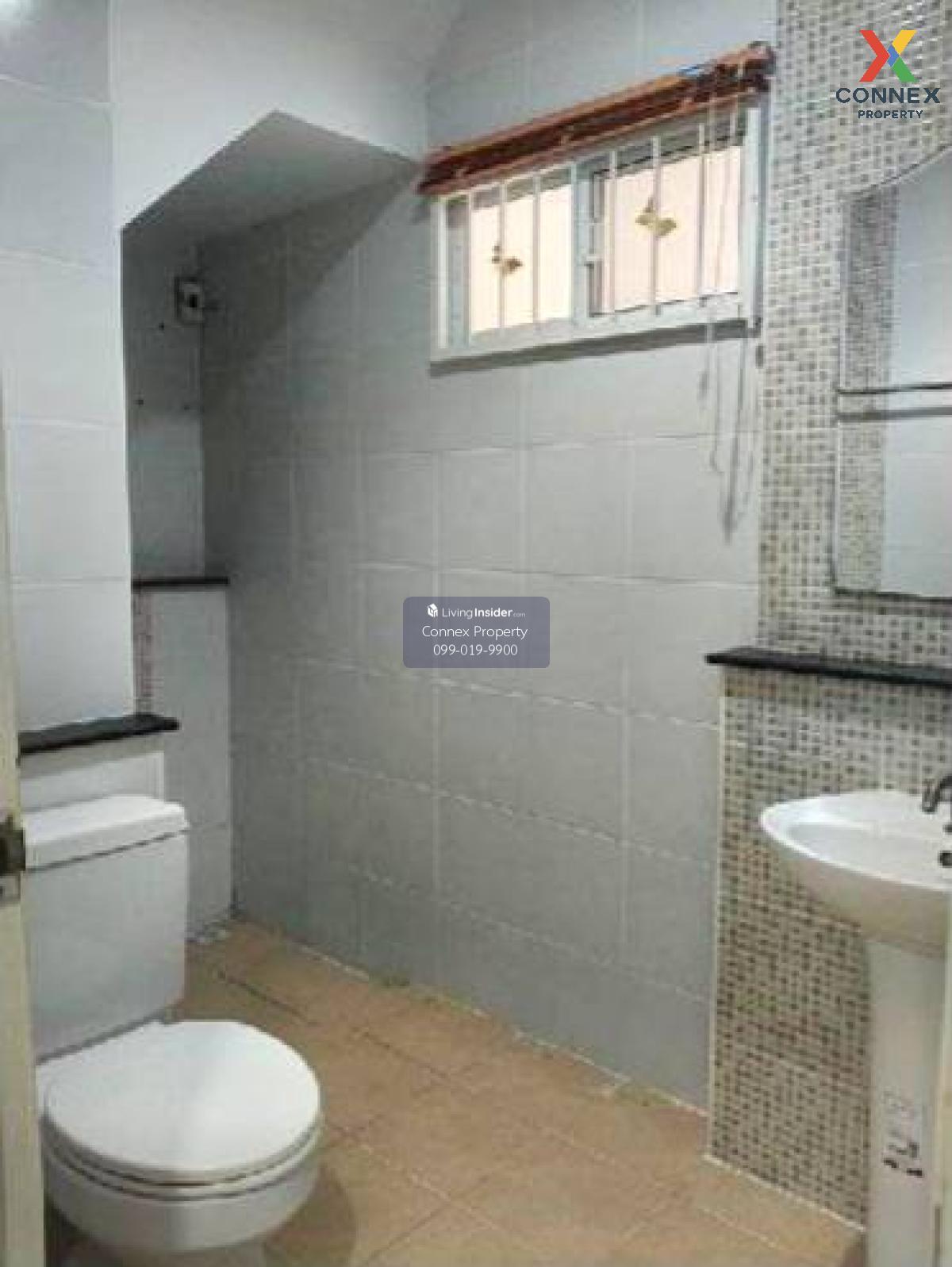 For Sale Townhouse/Townhome  , I Leaf Town Rama 2 km. 14 , wide frontage , Phanthai Norasing , Mueang Samut Sakhon , Samut Sakhon , CX-123379 Loading...