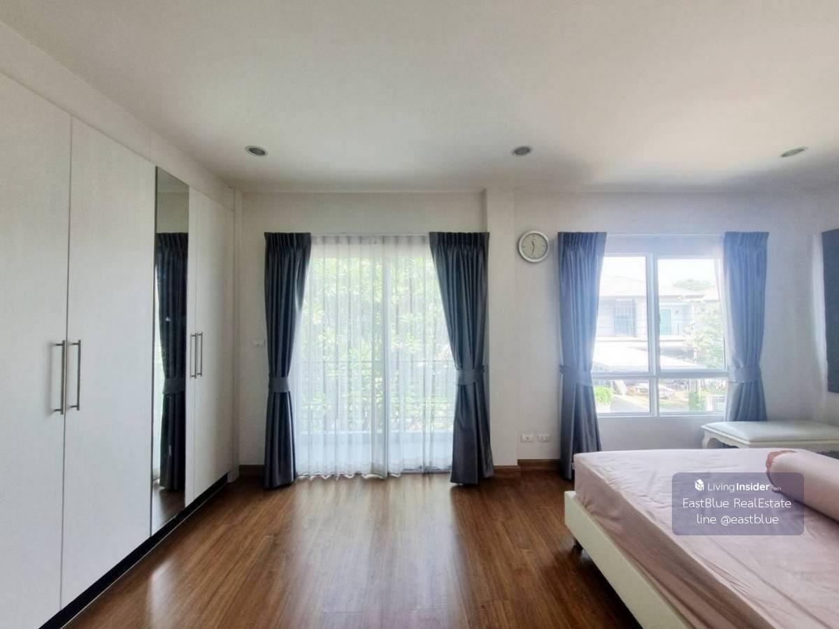 บ้านเดี่ยว The Centro วัชรพล พร้อมอยู่ใจกลางทำเลทอง! The Centro Watcharapol Single House Ready to Move In, Prime Location! Loading...