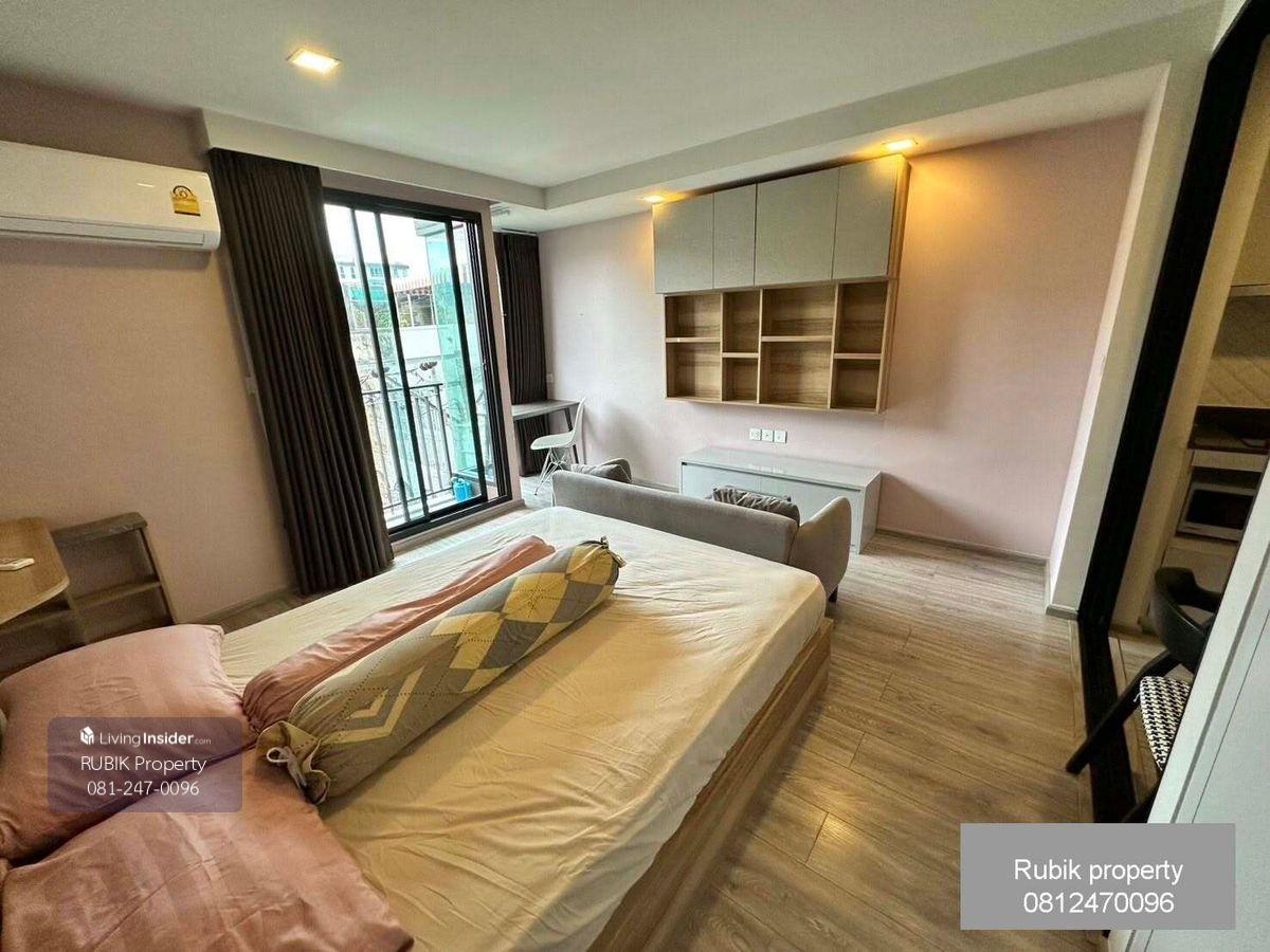 ✨ For Rent for rent. Maestro 14 Ratchathewi ✨ (RB1207) Convenient condo in the city. Convenient to travel near BTS Ratchathewi only 3 minutes 🚆 Loading...