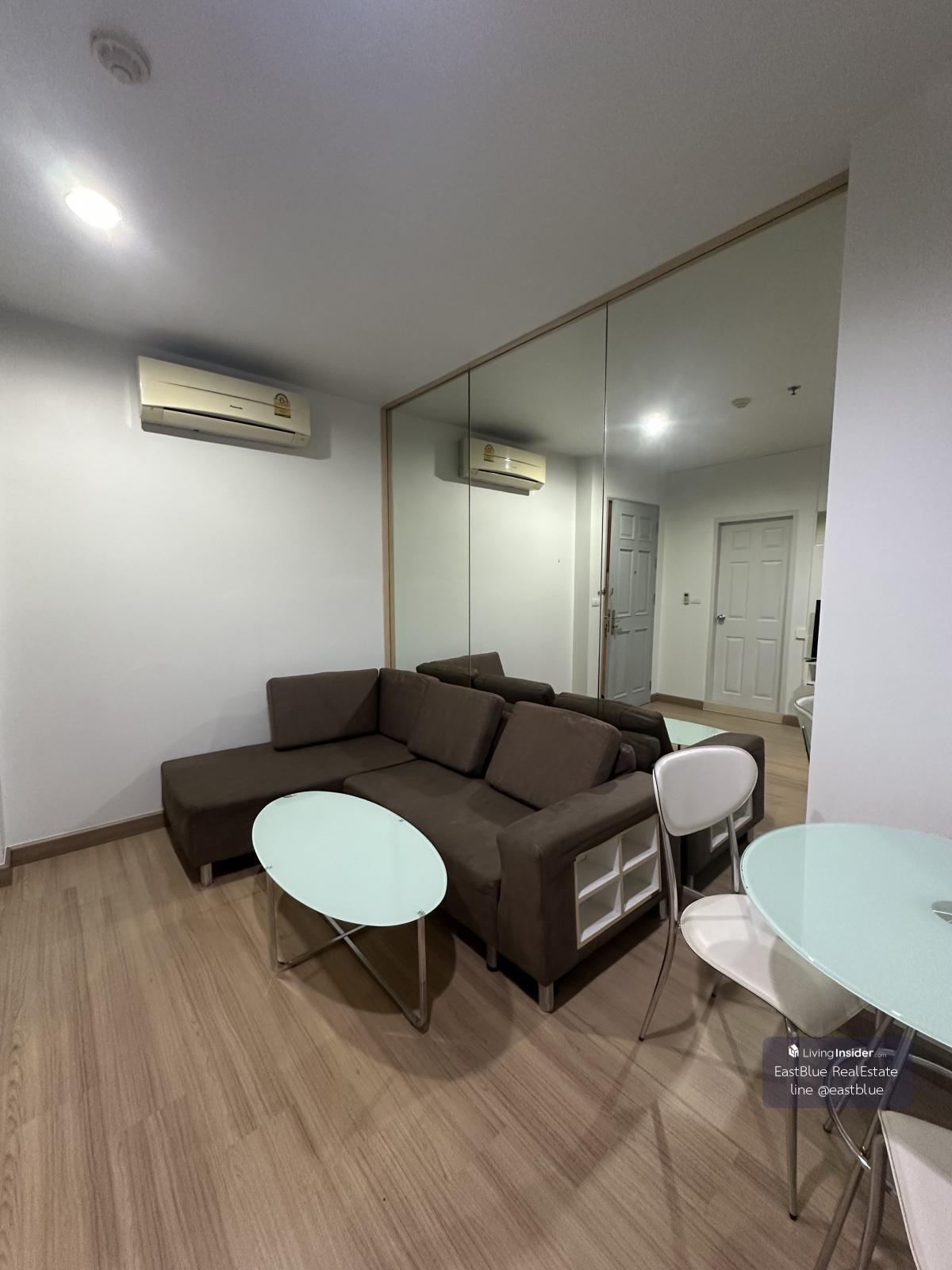 Chill out life near MRT Huai Khwang! Condo 1 bedroom 16,000 baht/month, ready to move in immediately. Loading...