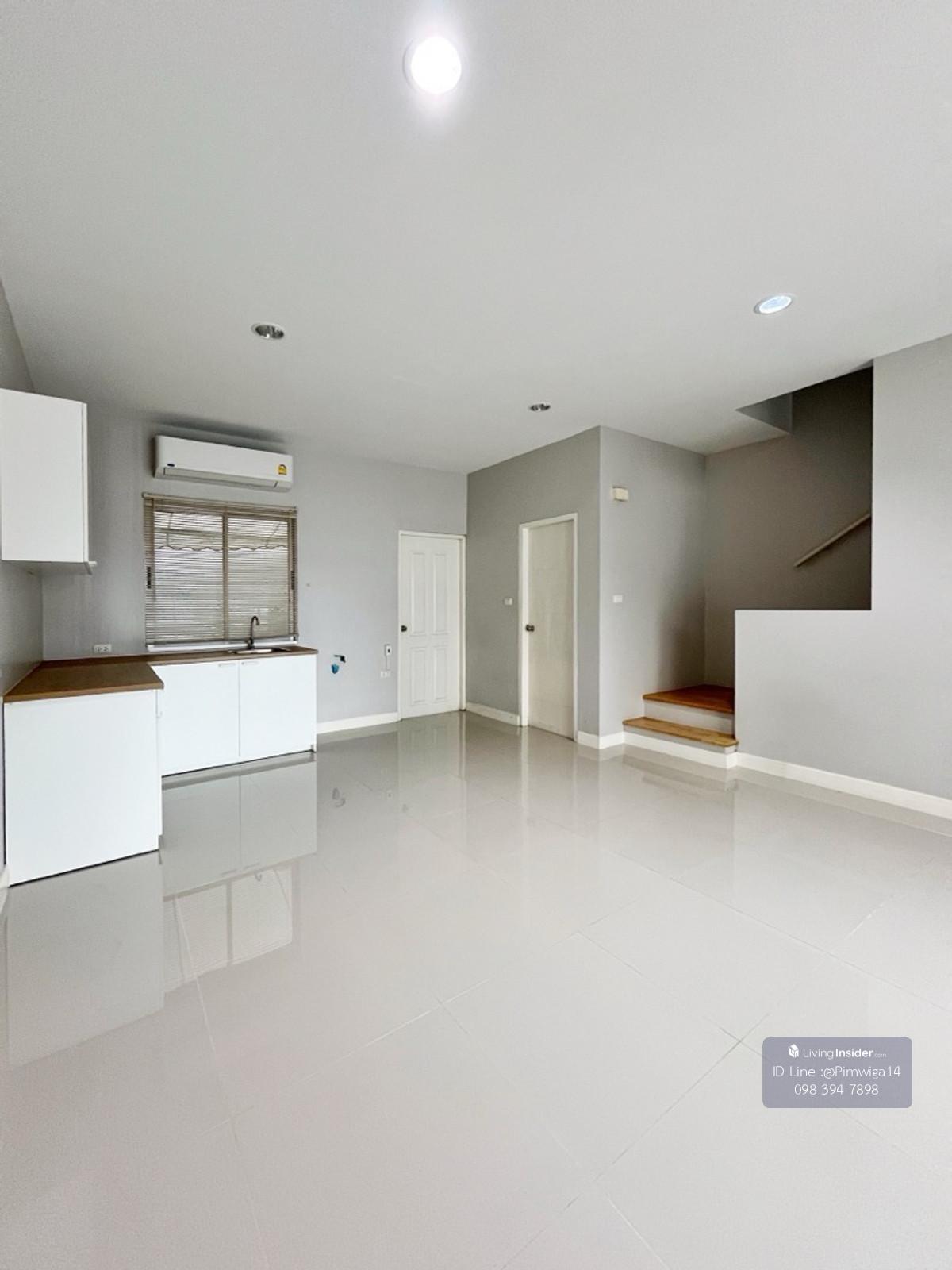 ปล่อยเช่าบ้านทาวน์โฮม 3 ชั้น เทมโป ทาวน์รัตนาธิเบศร์-ไทรม้า แบบบ้านสวยสไตล์โมเดิร์นคลาสสิค  สภาพใหม่  Loading...