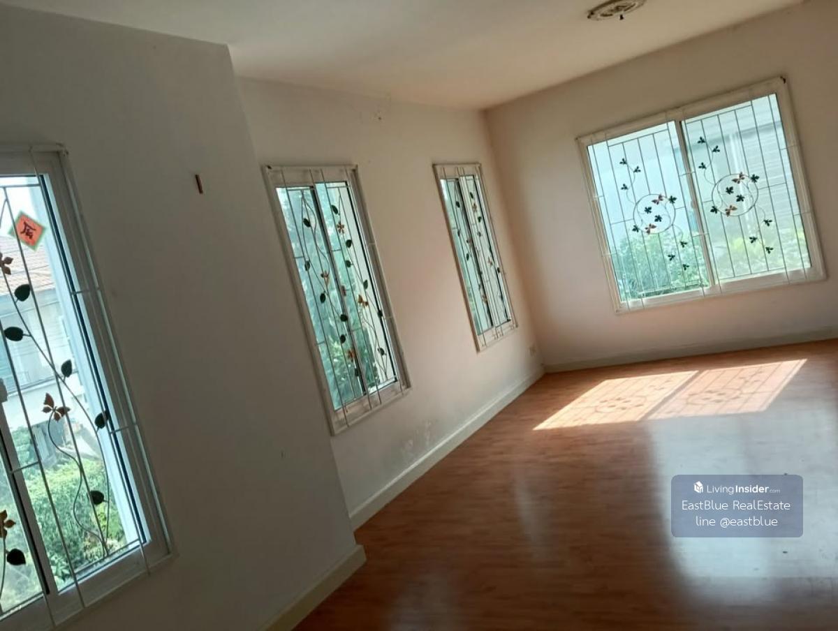 บ้านเดี่ยว 3 ห้องนอน ใกล้สนามบินสุวรรณภูมิ เจ้าของขายถูกสุดในโครงการ เพียง 3 ล้านเท่านั้น! Loading...