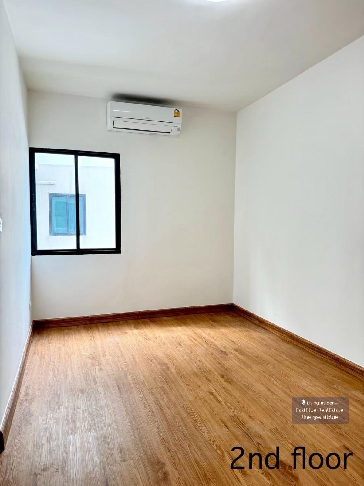 Luxury 3 bedroom house in the heart of Sukhumvit 77, ready to rent 50,000 baht/month. Luxury 3-Bedroom House in Sukhumvit 77 for Rent at 50,000 THB/month Loading...