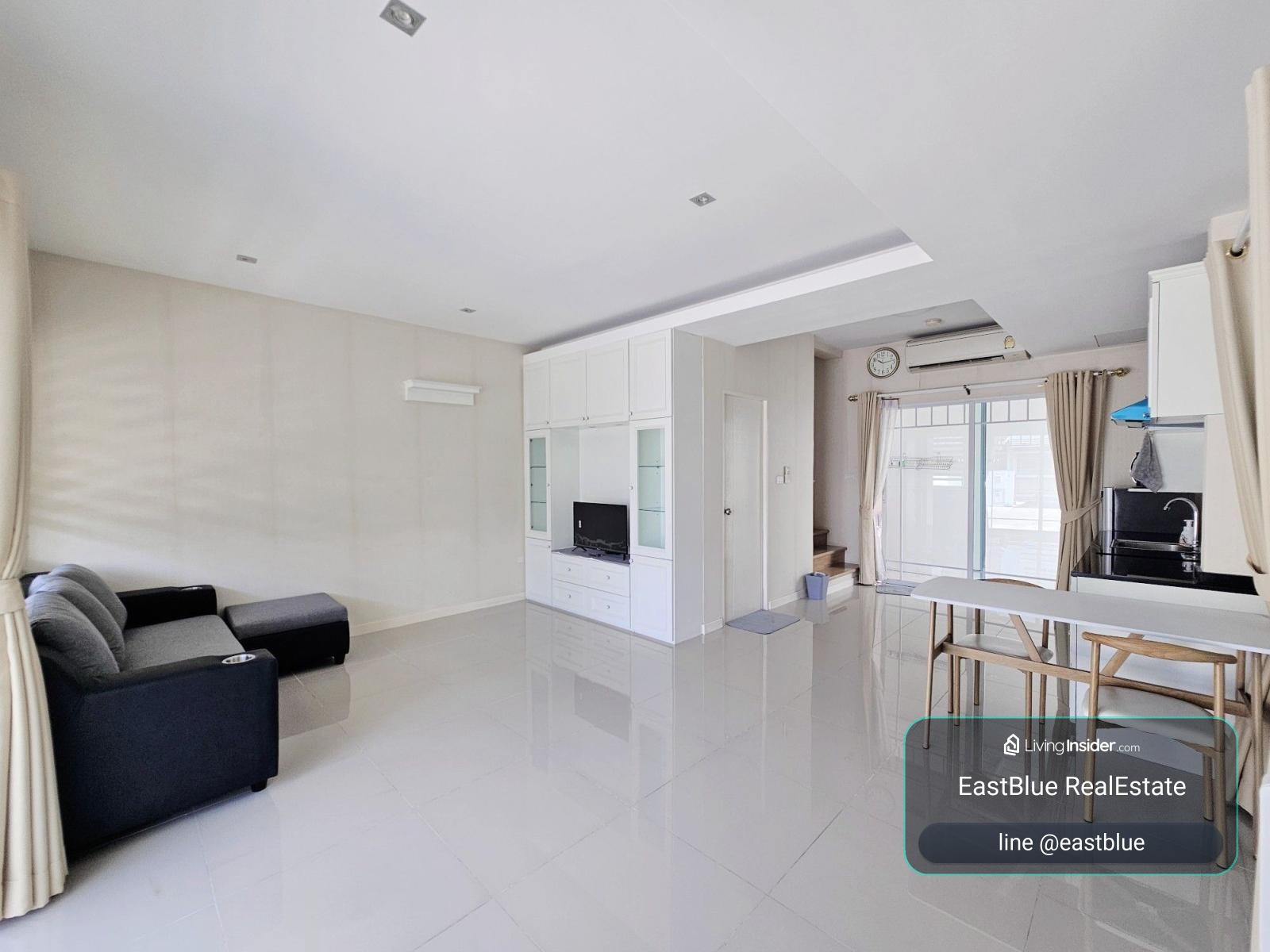 Spacious 3-Bed Townhome at Indy Bangna km.7 – Cozy & Convenient Living  
Modern 3-Bedroom Home with Land – Perfect Family Spot in Indy Bangna 0642748883 – รูปที่ 3