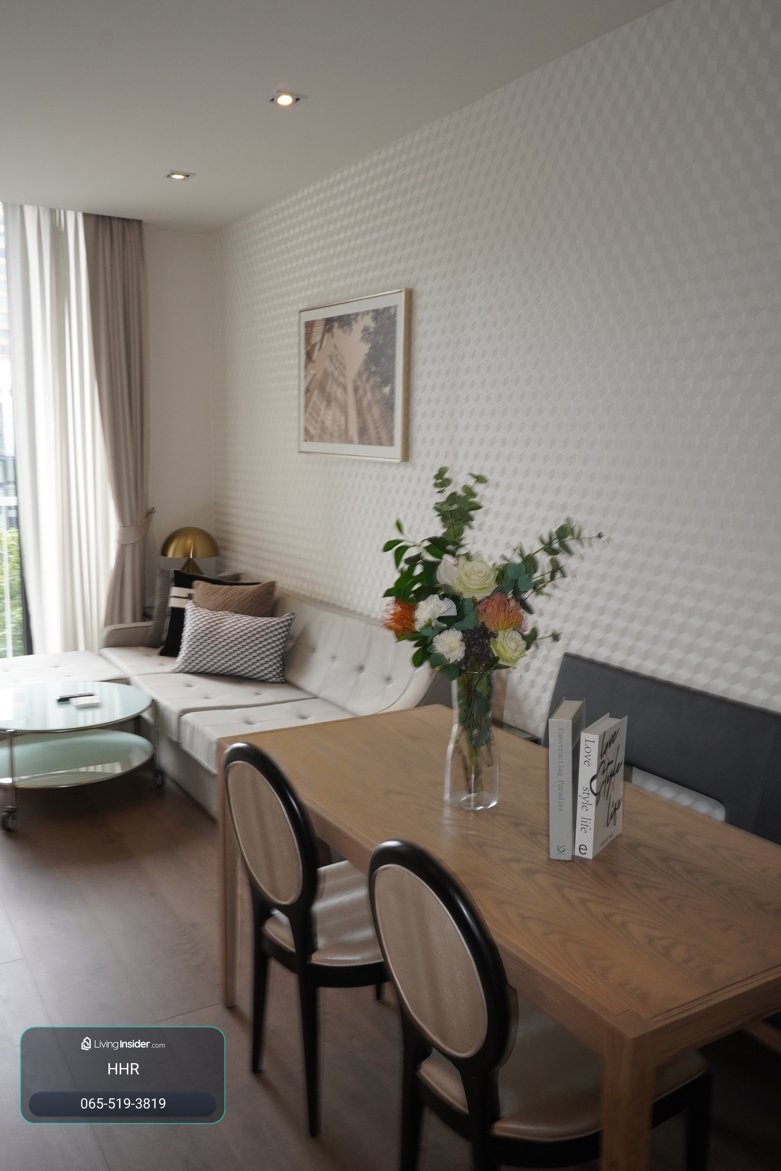 🔥 คอนโดให้เช่า Hampton Residence Next to Emporium 🔥 📍 🏢 2 Bedroom 📐 ขนาด 56 ตร.ม. 🚆 ใกล้ BTS พร้อมพงษ์ เดินทางสะดวก 🛍️ ใกล้ Emporium และแหล่งไลฟ์สไตล์ใจกลางเมือง 📶 ฟรี Wi-Fi ⚡ – รูปที่ 2