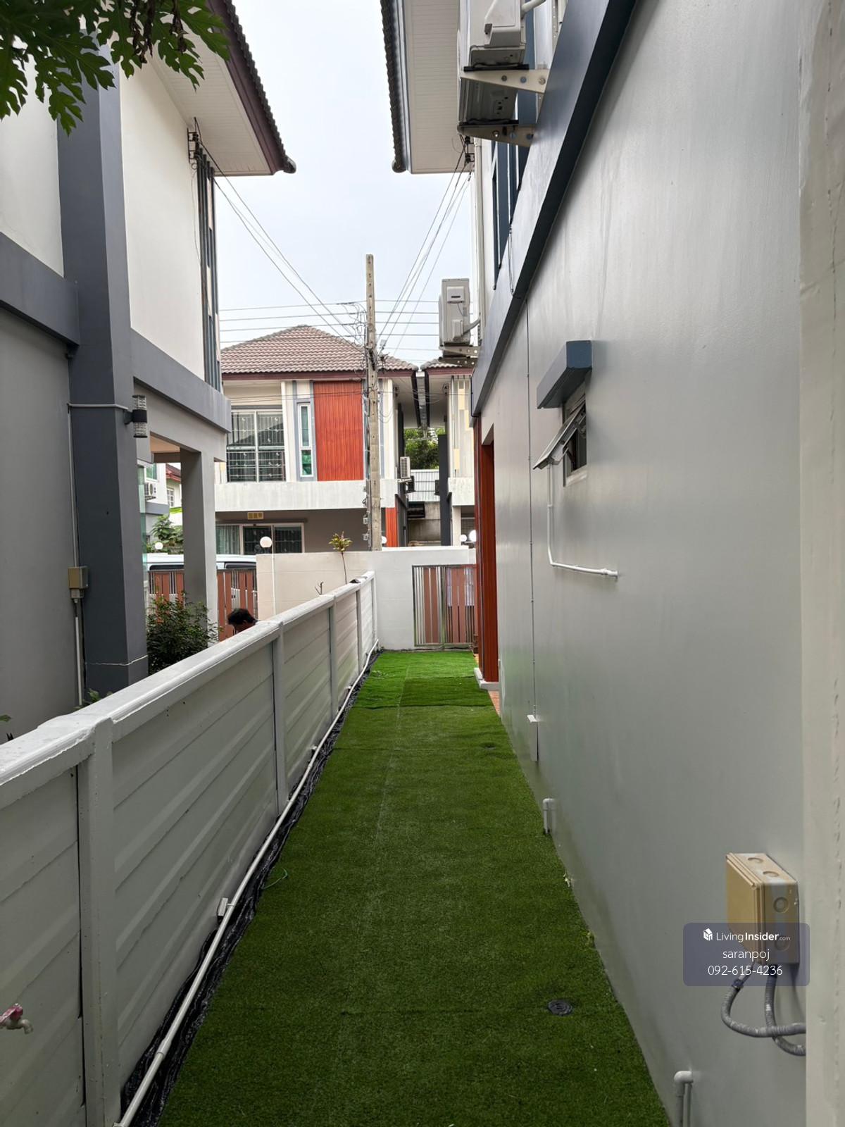 For rent: semi-detached house, detached house style Merit Grand Suvarnabhumi University, beautiful house, good condition, with furniture, price 18,650 baht. Loading...