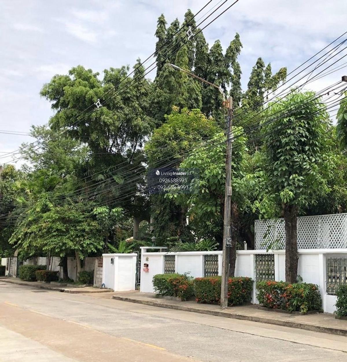 For rent, detached house, home office, 235 square wah, Soi Phatthanakan 30, near Phatthanakan Road and Suan Luang, Srinakarin. Loading...