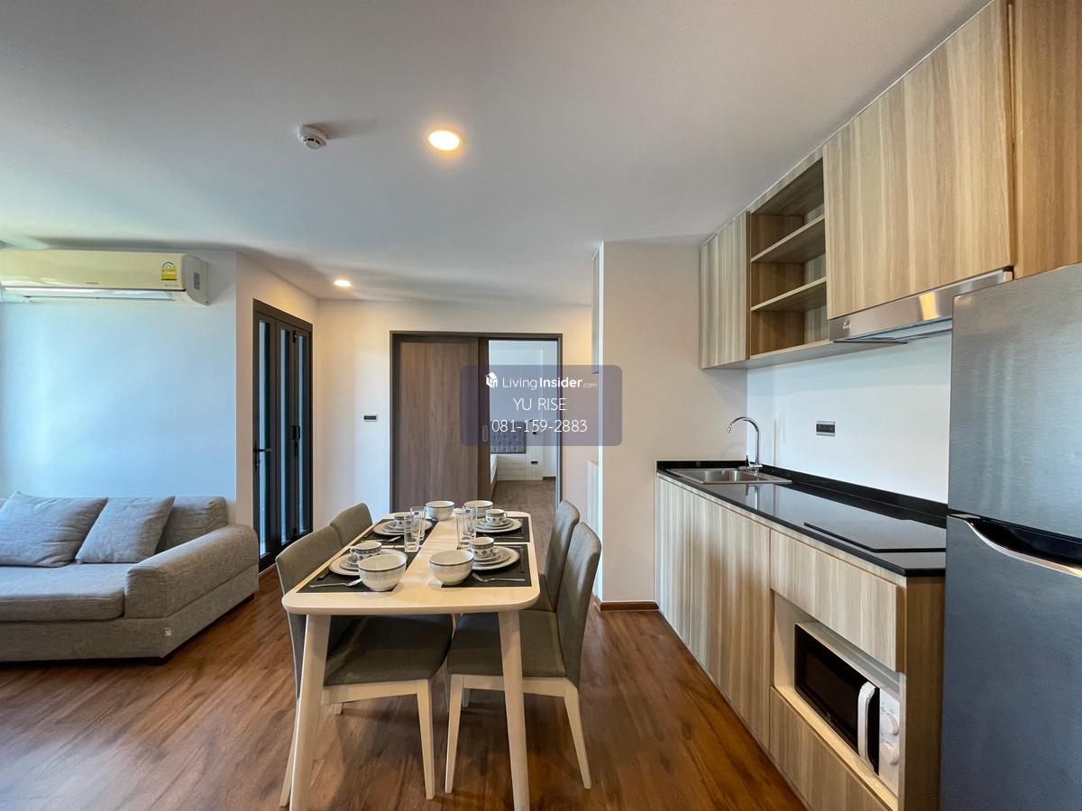 For sell stasia residence 2 bedroom conner unit fully furnished Loading...