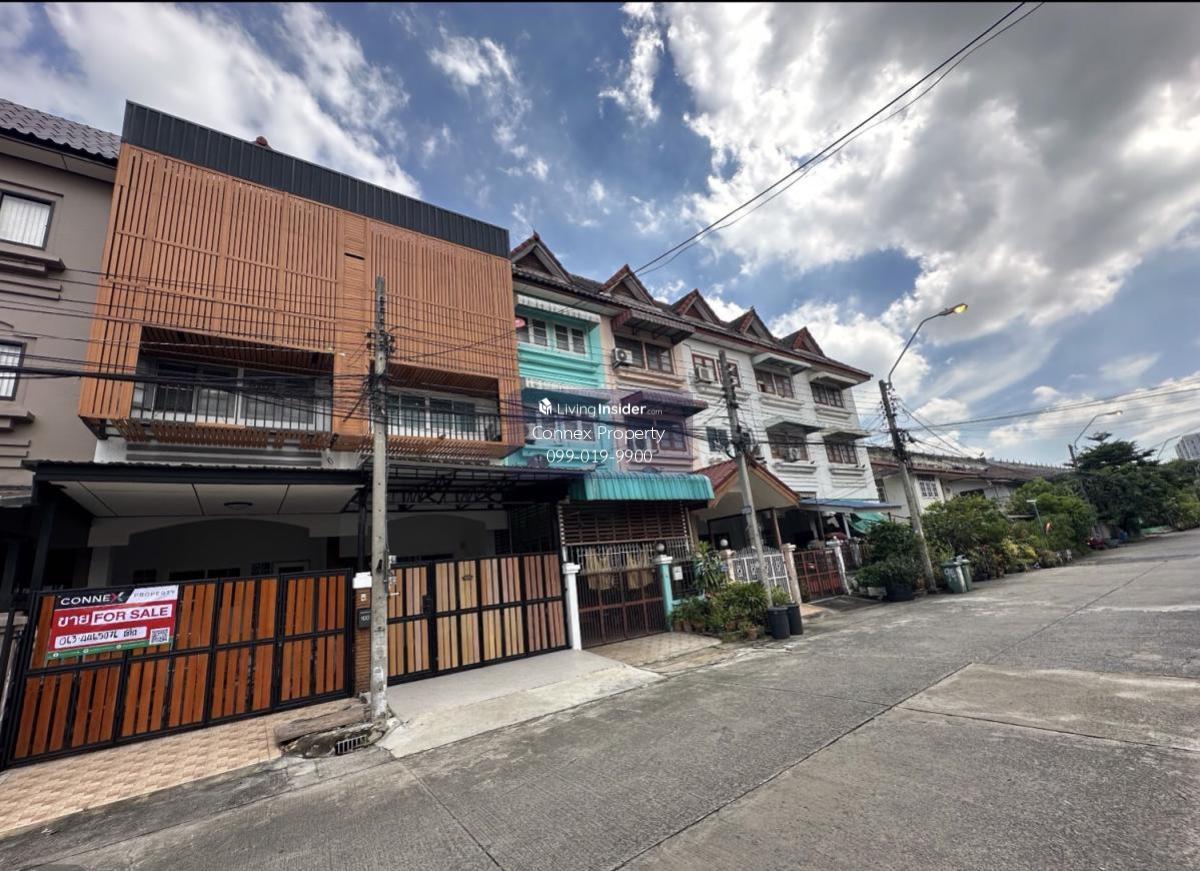 For Sale Townhouse/Townhome  , Amonpan 12 , wide frontage , newly renovated , Anusawari , Bang Khen , Bangkok , CX-134393 Loading...