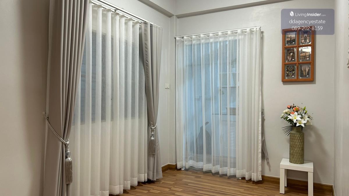 🏡 Semi-detached house for sale, detached house style, minimalist style, beautiful, clean, newly renovated, ready to move in, convenient location, near Central Pinklao. Loading...