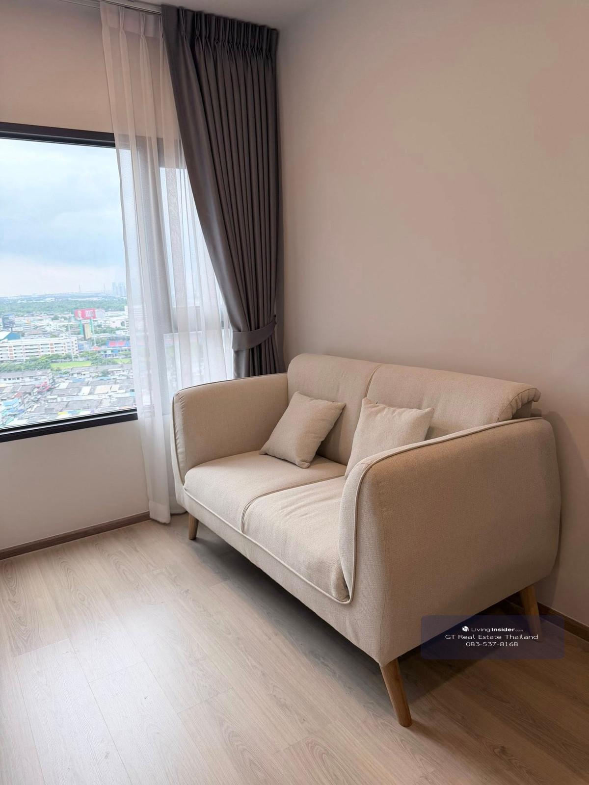 Condo Life Rama 4 - Asoke, convenient travel, near BTS, there is a shuttle, beautiful room, fully furnished, ready to move in. Loading...
