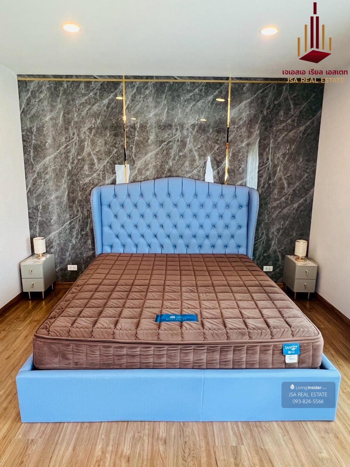 ✨ For Rent: CENTRO Vibhavadi ✨ 💰 Only 75,000 THB/month Loading...