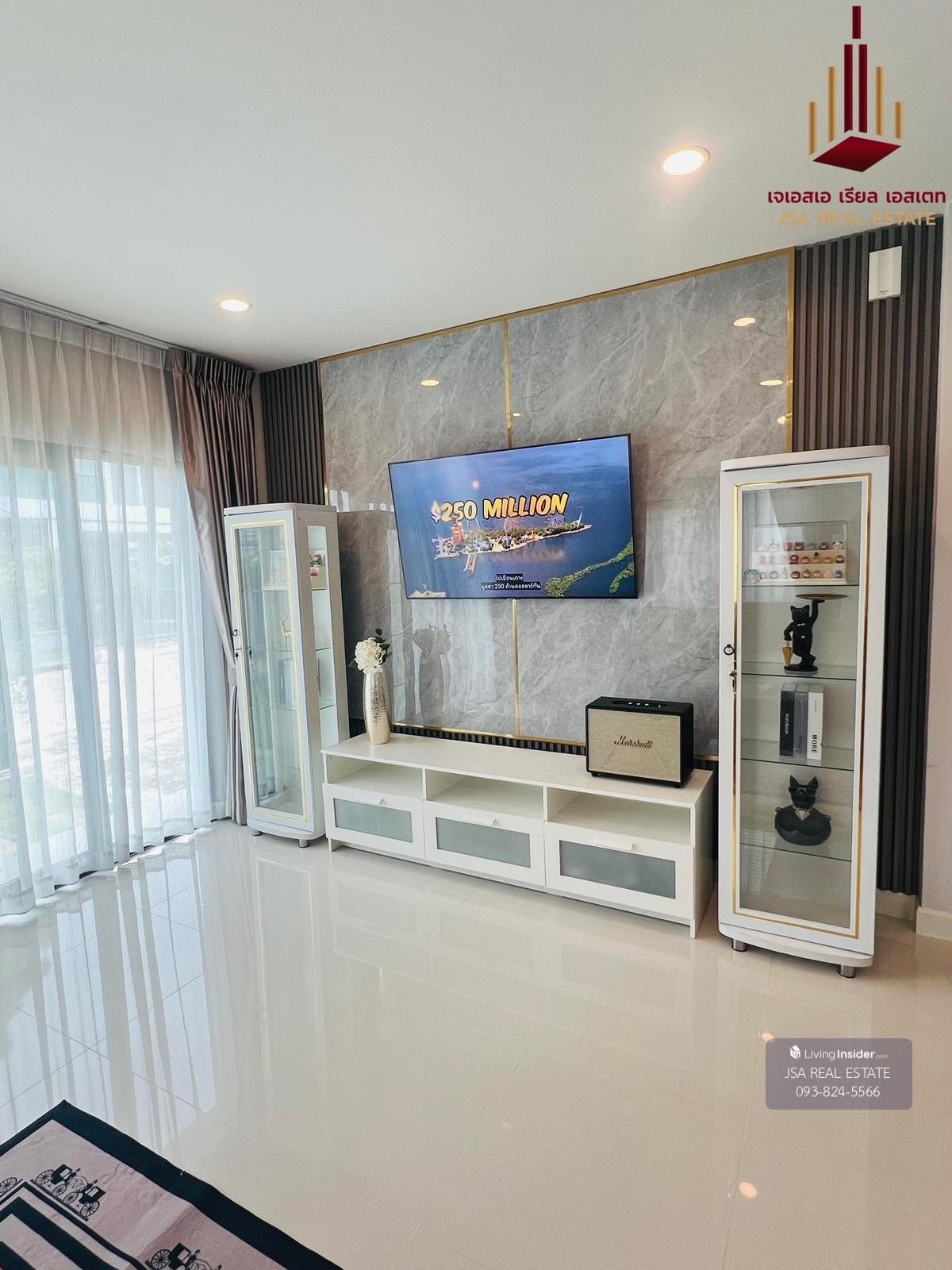 ✨ For Rent: CENTRO Vibhavadi ✨ 💰 Only 75,000 THB/month Loading...