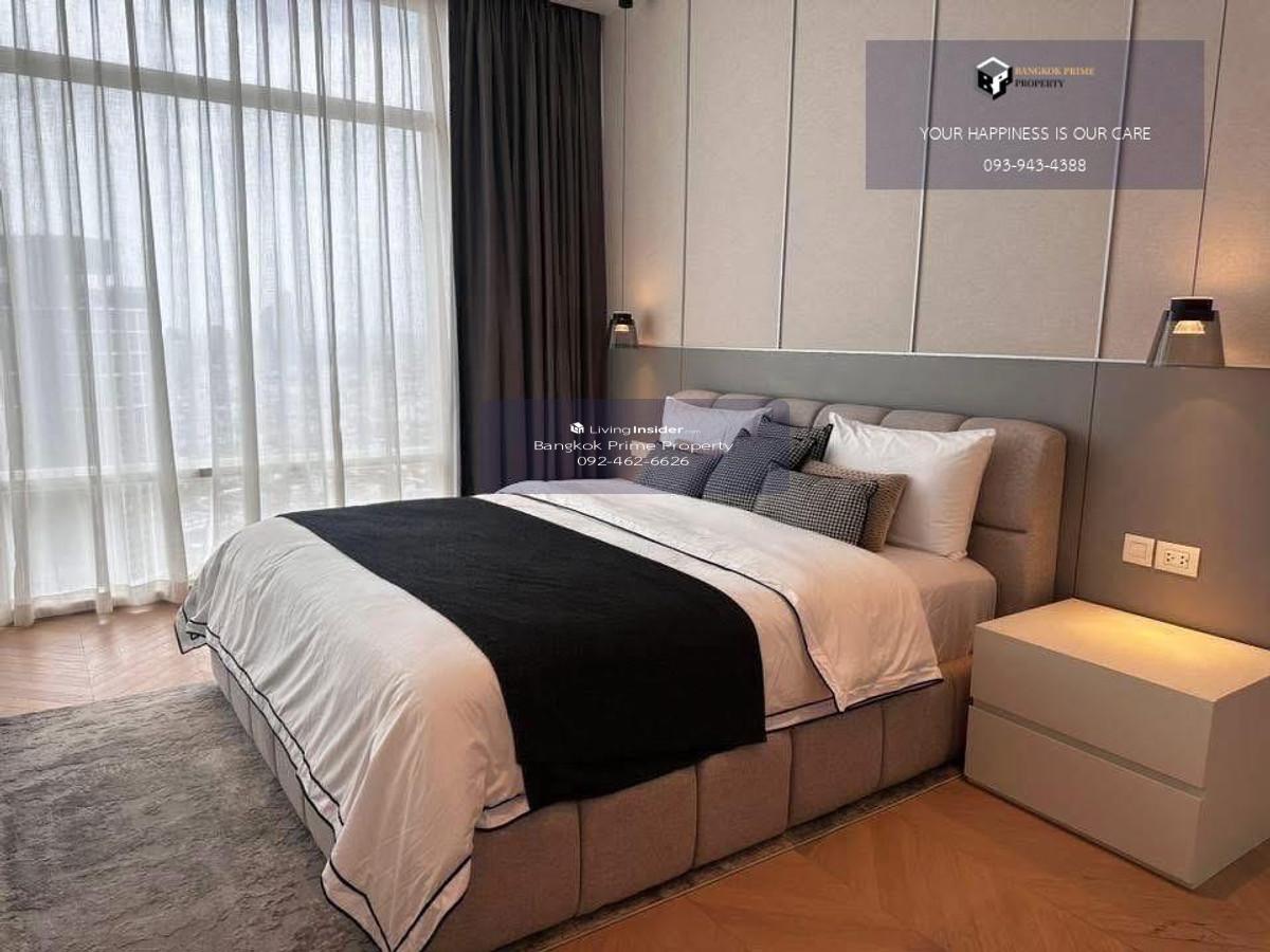 Four Season Private Residence | Four Seasons Private Residence #2025101412322  Loading...