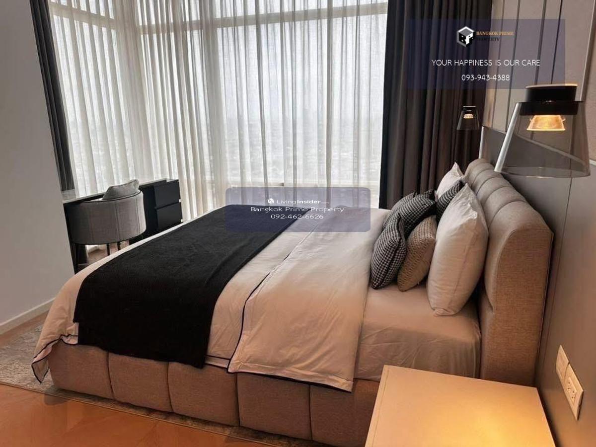 Four Season Private Residence | Four Seasons Private Residence #2025101412322  Loading...