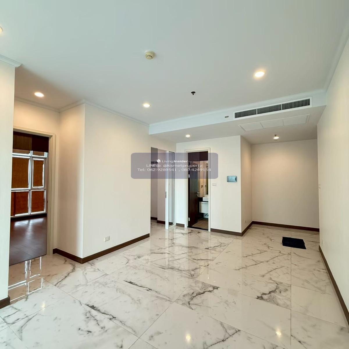 Selling at a loss, cheaper than the appraised price, supalai elite surawong, 2 bedrooms, size 86.74 sq m. + parking 12 sq m. New room, never occupied. Loading...