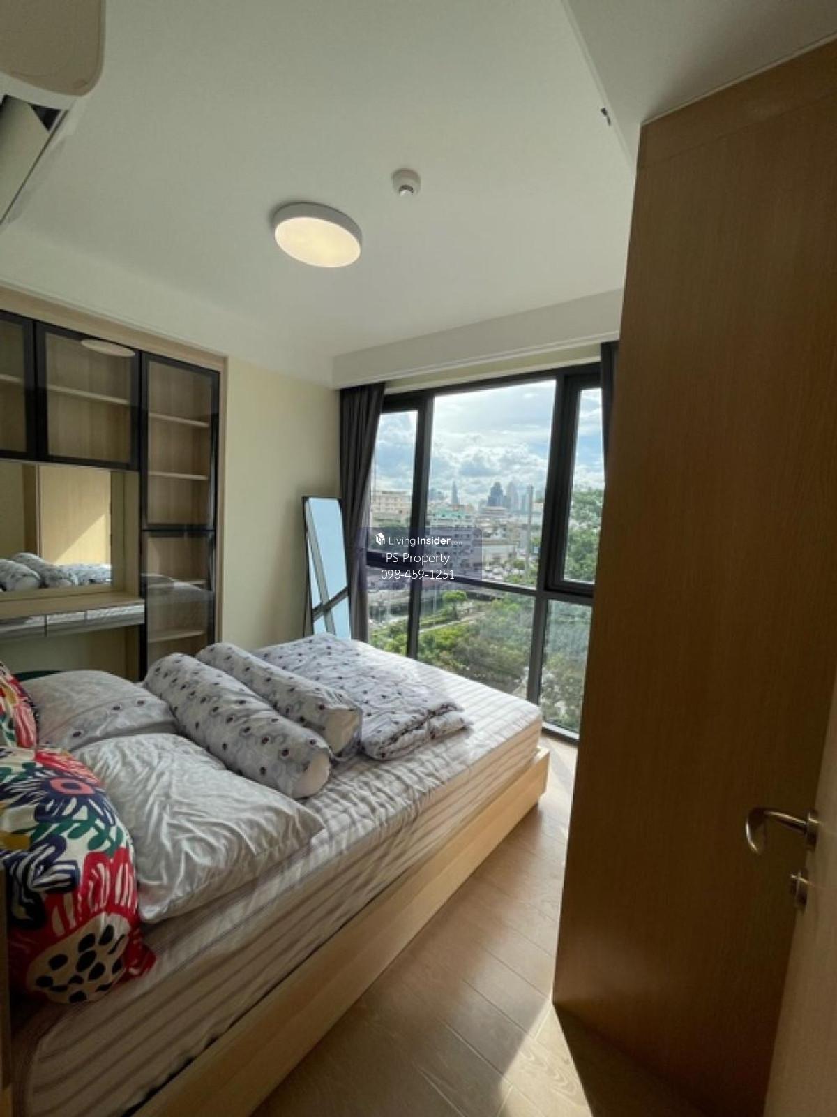 ให้เช่า ✨ Regal Sathon - Naradhiwas ✨ 2 ห้องนอน เฟอร์นิเจอร์ และ เครื่องใช้ไฟฟ้าครบ  Loading...