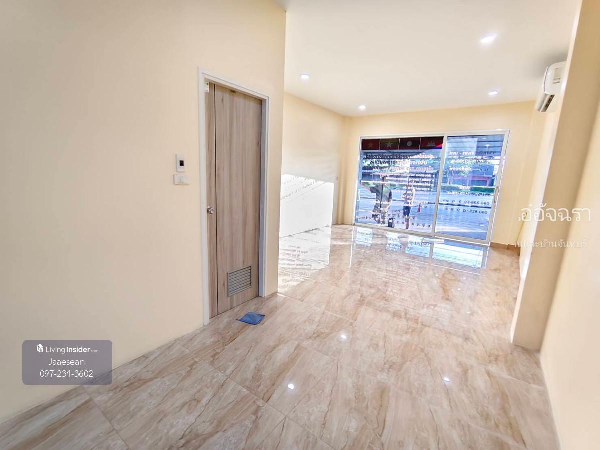 ขายอาคารพาณิชย์ 3 ชั้น ทำเลทองติดดถนนสุขุมวิท – ติดตลาดนัด อ.ขลุง จ.จันทบุรี Loading...