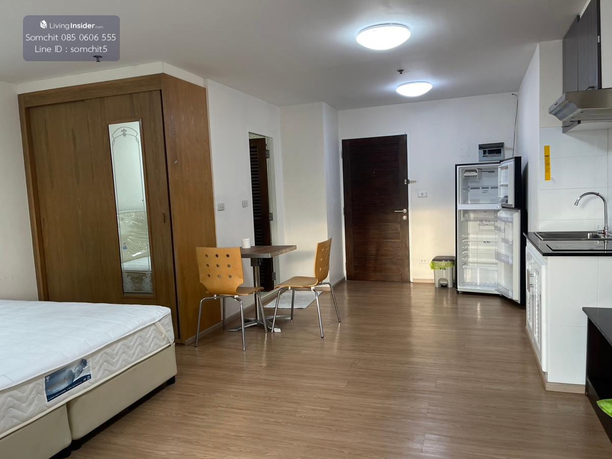 เช่า ห้องคอนโด สีลม สวีท (สาทร 12) Loading...