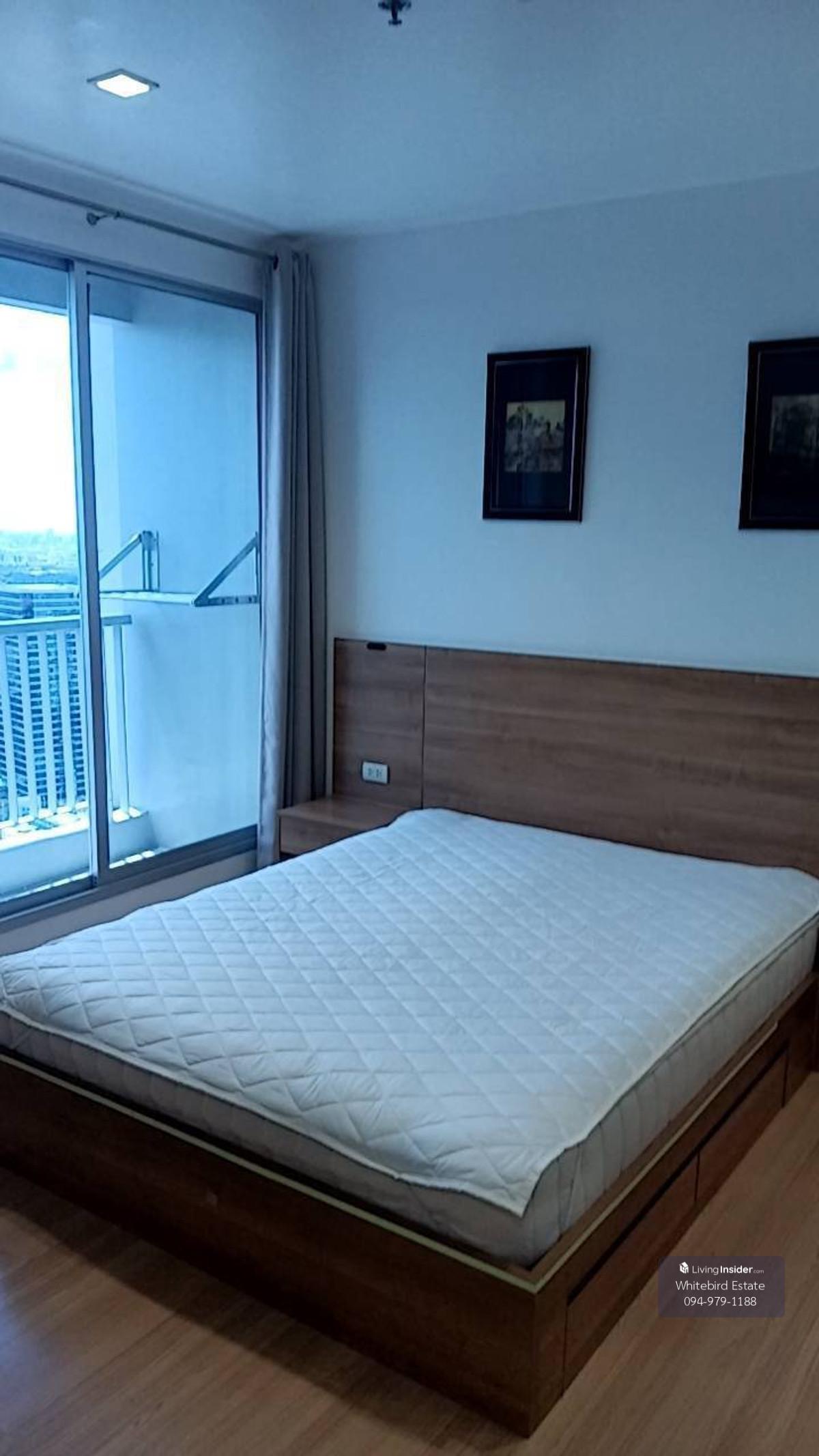 ✨  For Rent :  Rhythm Phahon Ari  Condo   Loading...