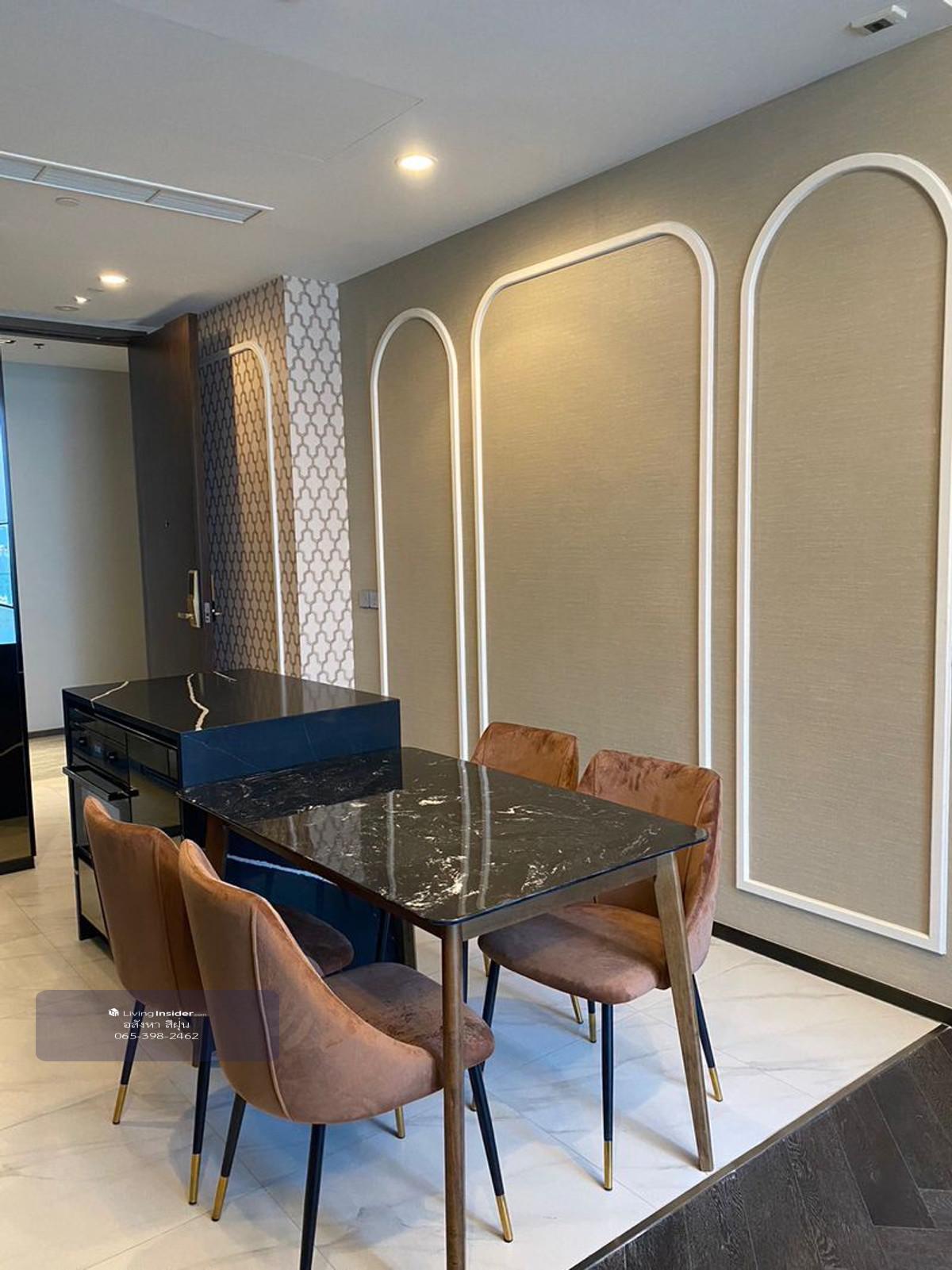 ให้เช่า คอนโด The Esse Sukhumvit 36 (ดิ เอส สุขุมวิท 36)  ติด BTS ทองหล่อ ขนาด 73.5 ตารางเมตร 2 ห้องนอน ชั้น  แขวงพระโขนง เขตคลองเตย กรุงเทพมหานคร Loading...