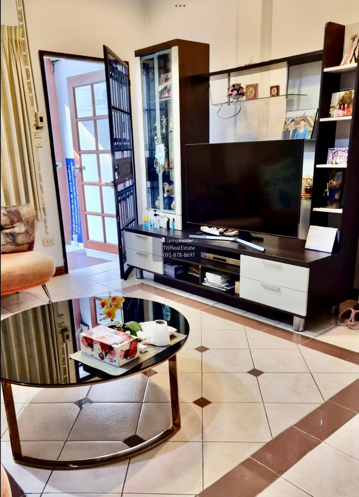 ขายทาวน์โฮม 3 ชั้น หมู่บ้านเกตุนุติเชอมีเน่ ลาดพร้าว 87 | ทำเลศักยภาพ ใจกลางลาดพร้าว เดินทางสะดวก ใกล้สิ่งอำนวยความสะดวกครบ Loading...