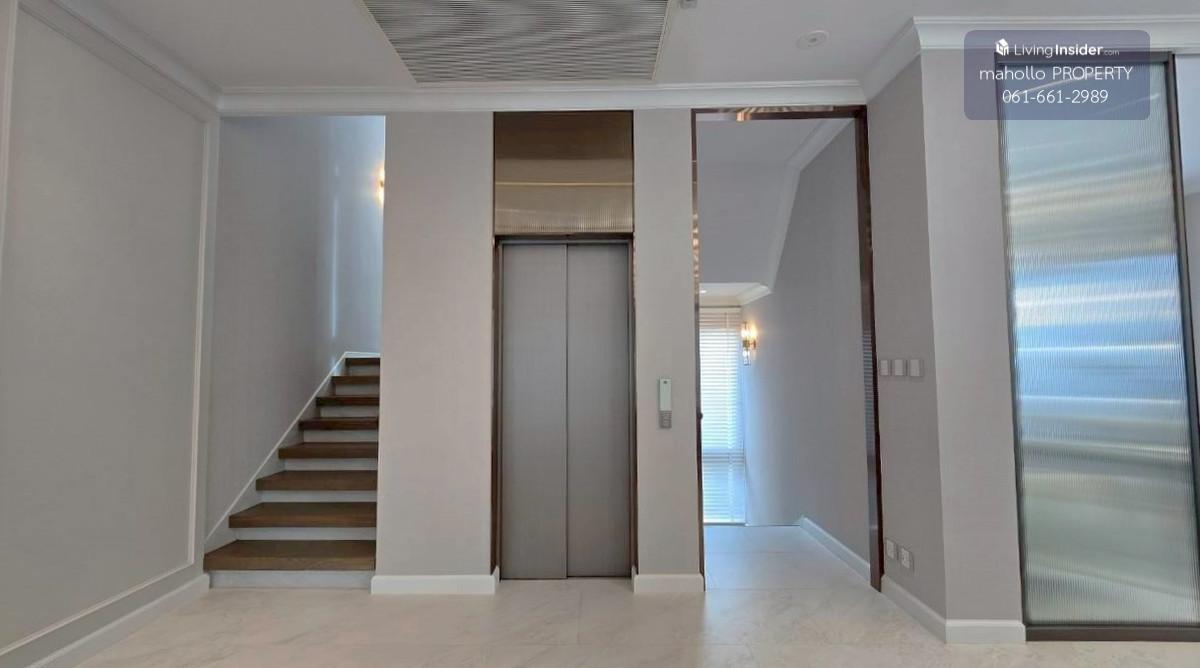 🏡 Newly Built 4-Storey Luxury House – Modern Design, Fully Furnished, Ready to Move In – Prime Ekkamai Location ** NO CO-AGENT **  Loading...