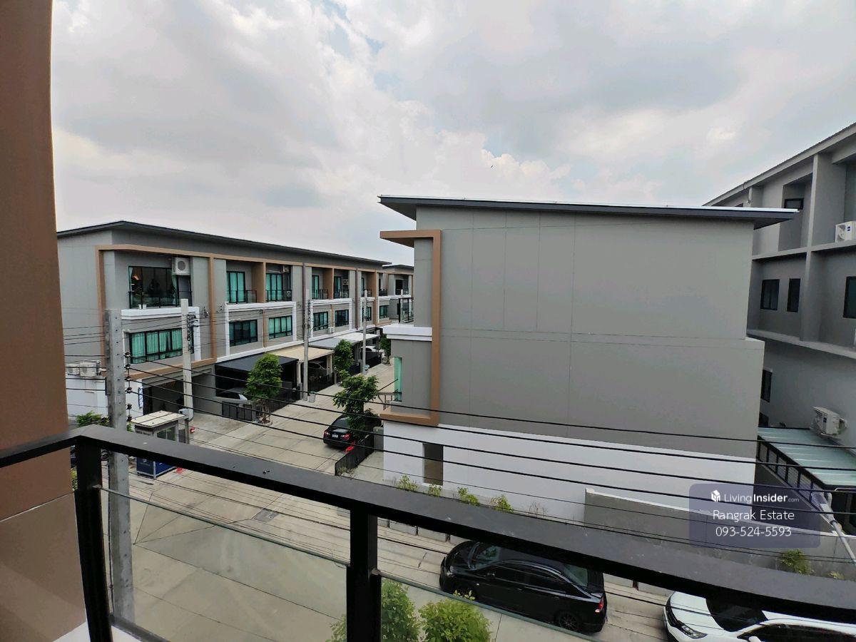 💥CP-9255💥ให้เช่า ทาวน์โฮม หมู่บ้าน พรีเมี่ยม เพลส พหลโยธิน - รามอินทรา เฟอร์และเครื่องใช้ไฟฟ้าครบ พร้อมเข้าอยู่  👉แอดไลน์ @expertcondo Loading...