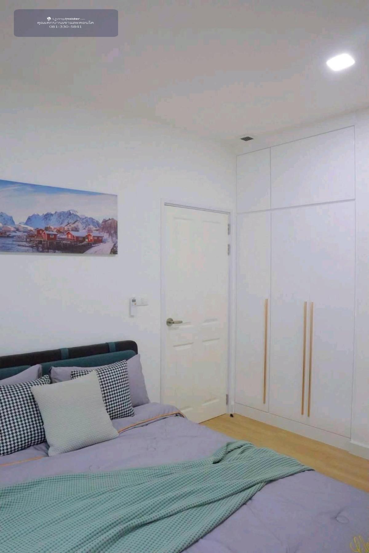 • ใกล้รถไฟฟ้าสายสีเหลืองและสีเขียว• ใกล้ทางด่วน🛍️ แหล่งช้อปปิ้งและตลาดใกล้เคียง• Mega Bangna / IKEA บางนา – 6.8 กม.• Big C ศรีนครินทร์ – 5.7 กม. Loading...