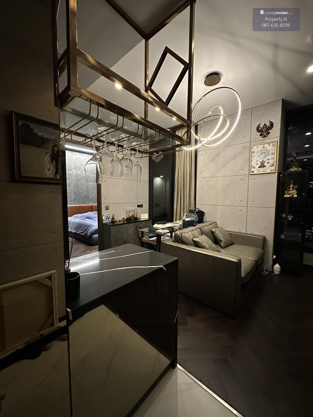 ราคาจริง! คอนโดหรูใจกลางทองหล่อ กับห้อง 1 ห้องนอน ใกล้ BTS ทองหล่อ 0 เมตรเท่นั้น เพียง 13.99 ล้าน! Loading...