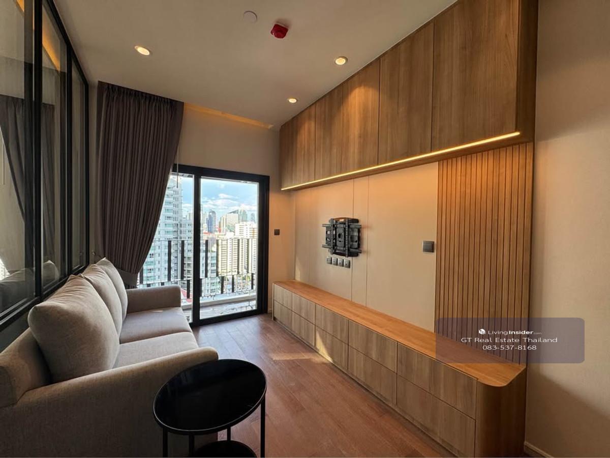 Condo Muniq Sukhumvit 23, convenient travel, near BTS, there is a shuttle, beautiful room, fully furnished, ready to move in. Loading...