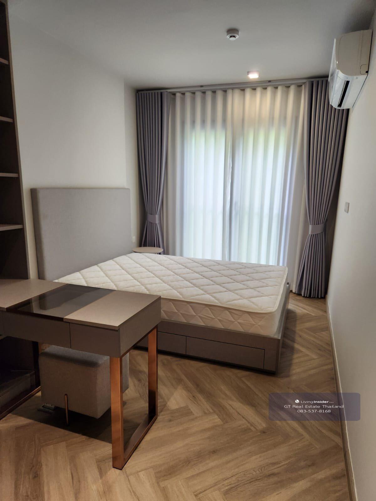 Condo Chapter Thonglor 25, convenient travel, has a shuttle, fully furnished, ready to move in. Loading...