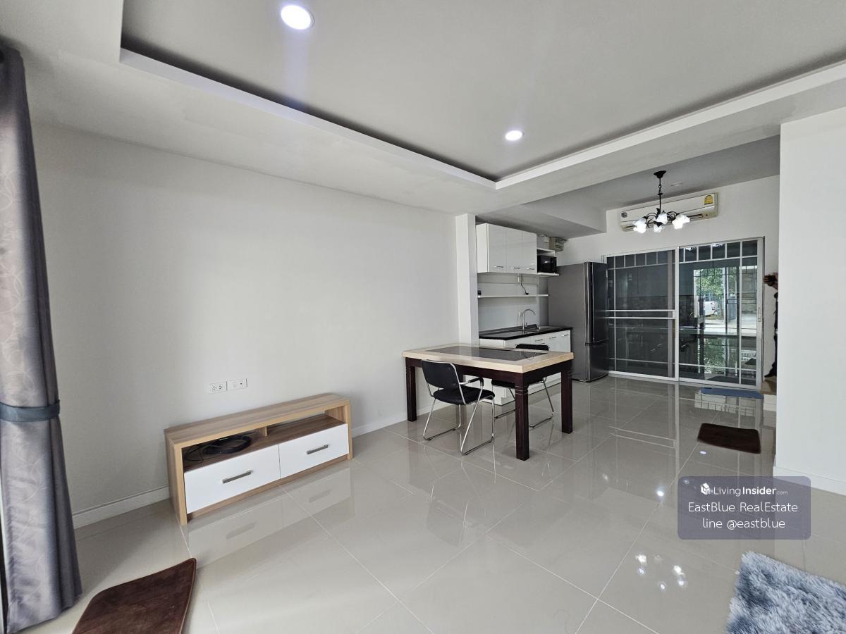 เช่าทาวน์โฮม Indy บางนา 2 นอน 3 น้ำ ราคาดี ใกล้ทางด่วน พื้นที่ใช้สอย 89 ตร.ม. บนที่ดิน 18 ตร.วา พร้อมเข้าอยู่ทันที Loading...