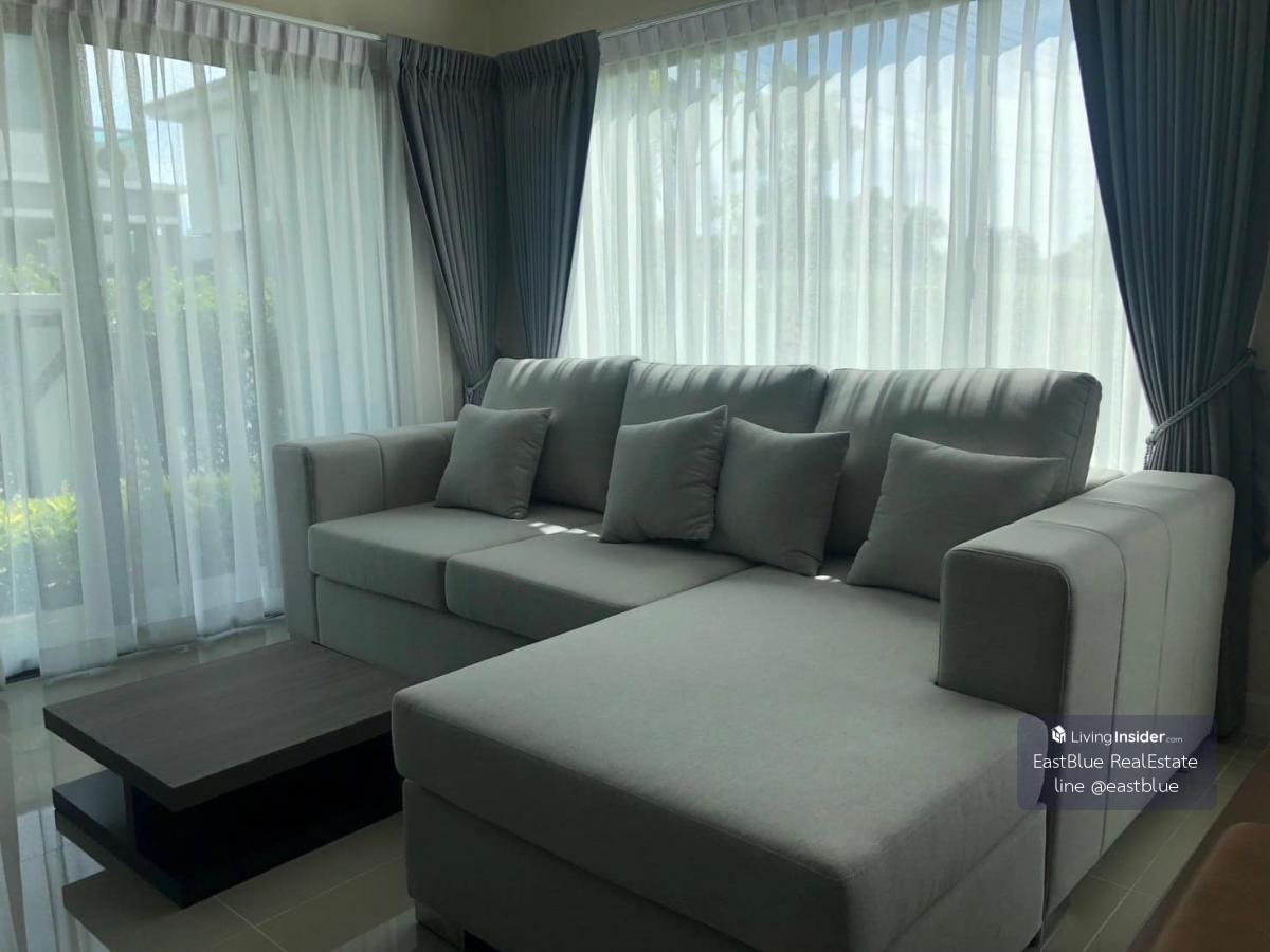 Luxurious 4 bedroom house near Suvarnabhumi Airport! Luxury 4-Bedroom Home Near Suvarnabhumi Airport! Loading...